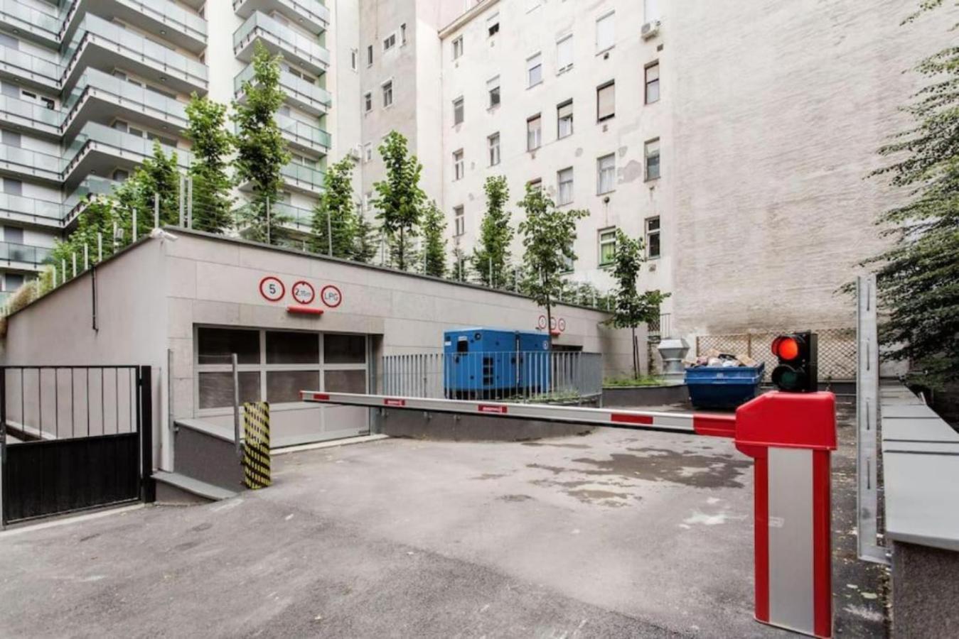 The Downtown Chill Apartment Budapest Luaran gambar