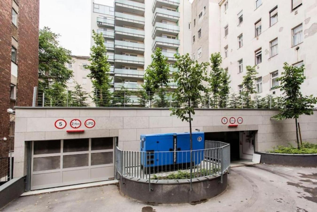 The Downtown Chill Apartment Budapest Luaran gambar